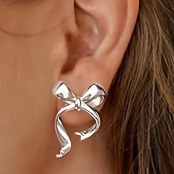 Silver Bow Stud Earrings - Picture 3 of 3